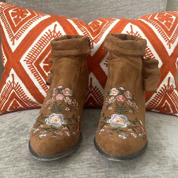 Boho embroidered ankle boots size 6 - Picture 2 of 8